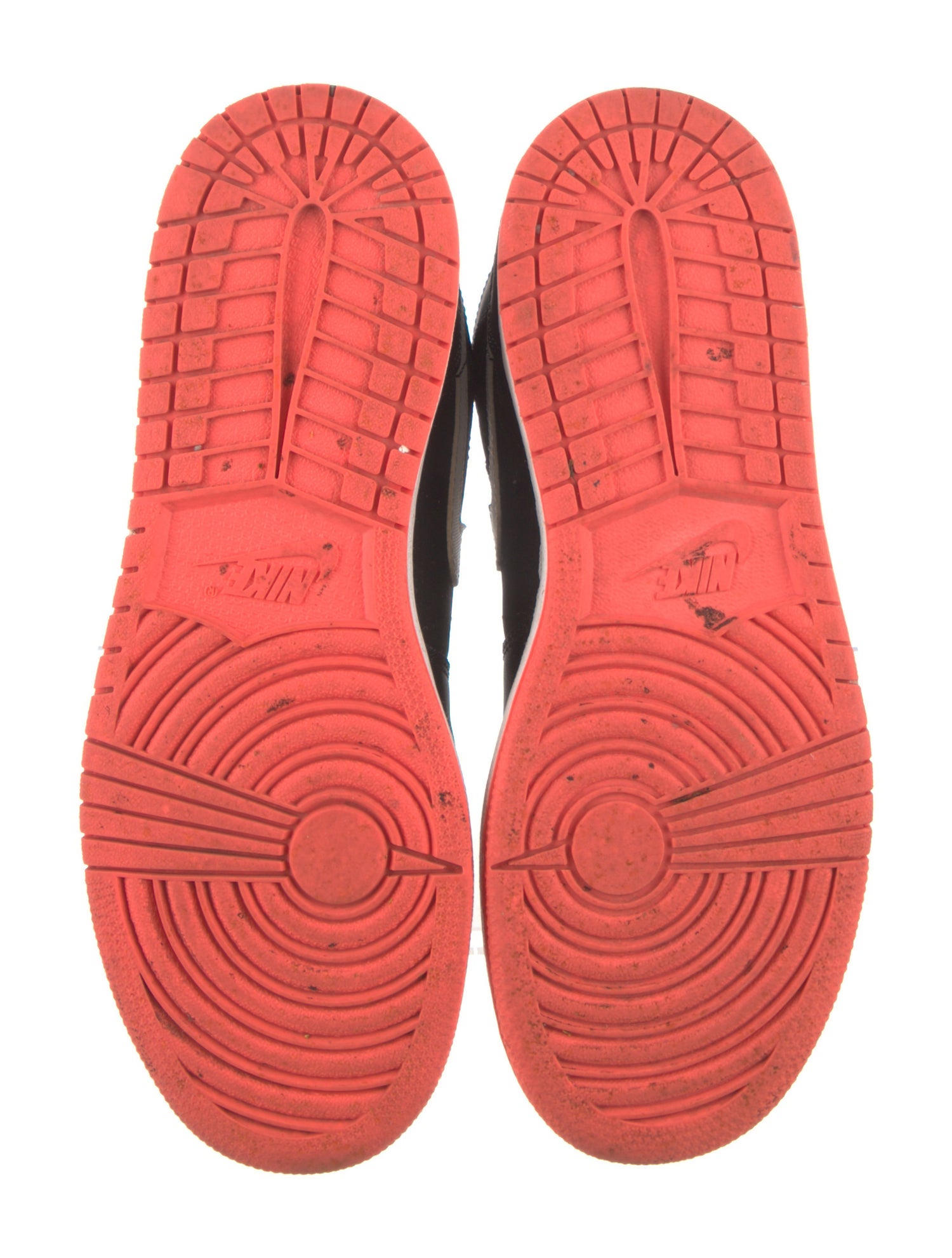 Jordan Toddler Boys' 1 Retro High Black Hot Lava (GS) High Top Sneakers